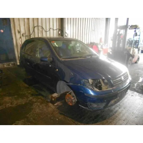 FIAT PUNTO BERLINA (188) '2003 * AZUL