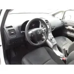 TOYOTA AURIS DE150A  2011