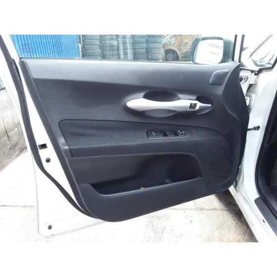 Toyota AURIS DE150A 2011