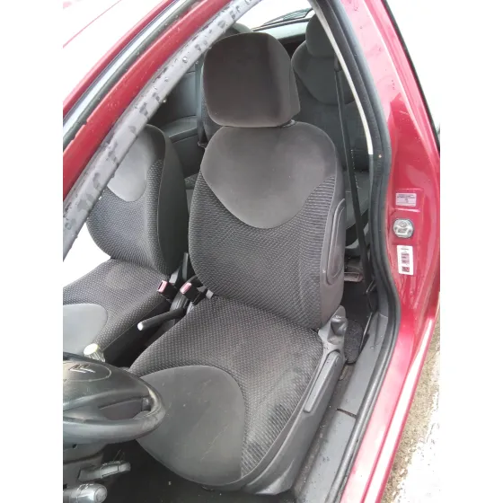 CITROEN C2 '2007 1.1 GRANATE
