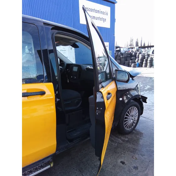 MERCEDES VITO TOURER (447) '2018 2.1 CDI CAT NEGRO/AMARILLO