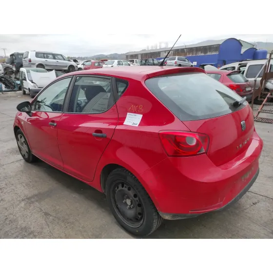 SEAT IBIZA (6J5) '2011 1.2 12V ROJO