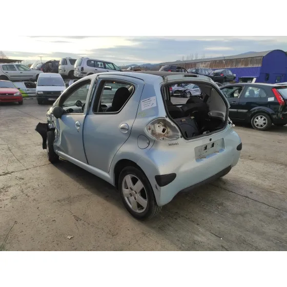 TOYOTA AYGO (KGB/WNB) '2005 * AZUL CIELO