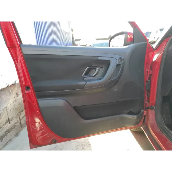 SKODA FABIA (5J2 ) '2012 1.2 ROJO