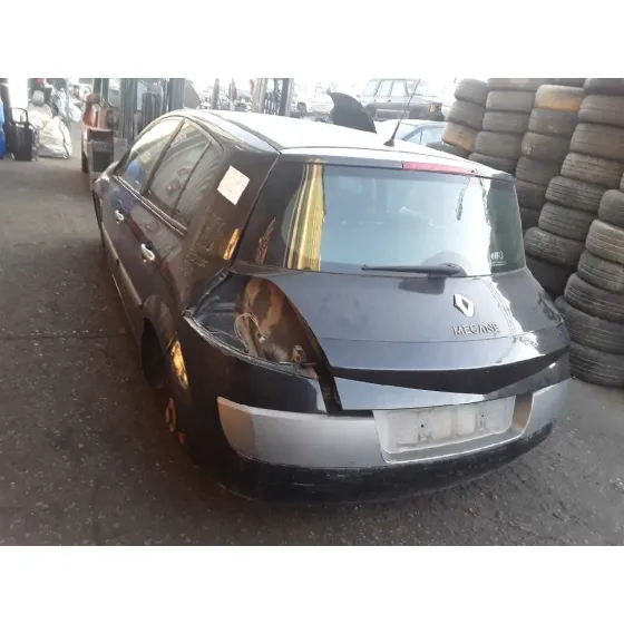 RENAULT MEGANE II BERLINA 5P '2005 1.9 DCI DIESEL NEGRO