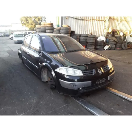 RENAULT MEGANE II BERLINA 5P '2005 1.9 DCI DIESEL NEGRO