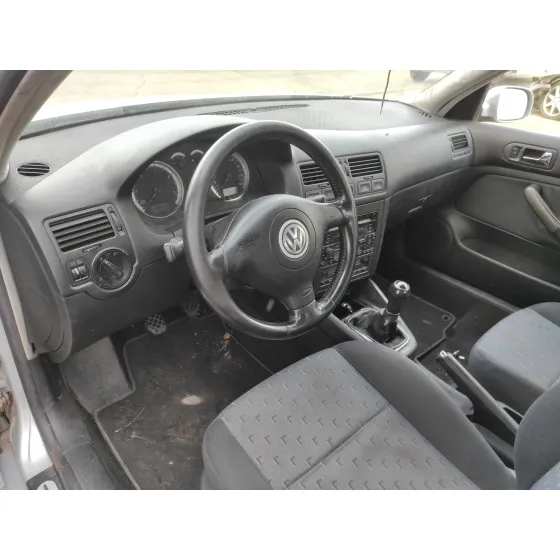 VOLKSWAGEN BORA BERLINA (1J2) '2004 1.9 SDI PLATA