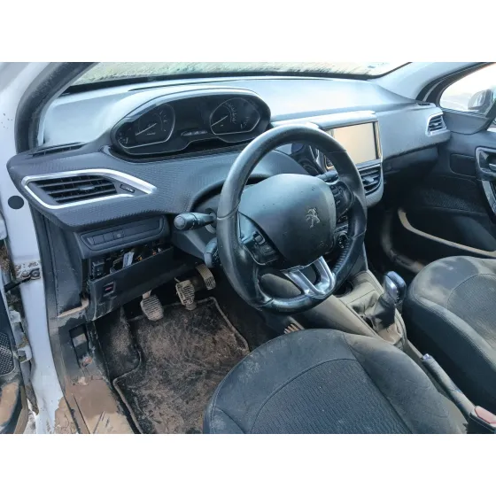 Peugeot 208 I (CA_, CC_) 2018