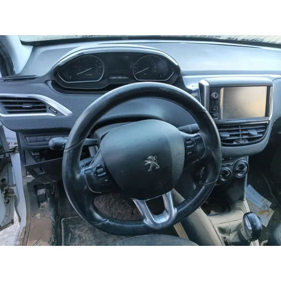 Peugeot 208 I (CA_, CC_) 2018
