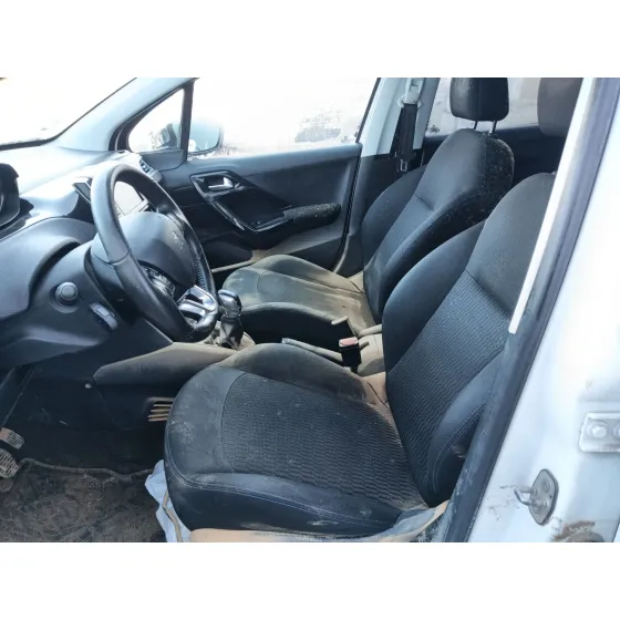 Peugeot 208 I (CA_, CC_) 2018