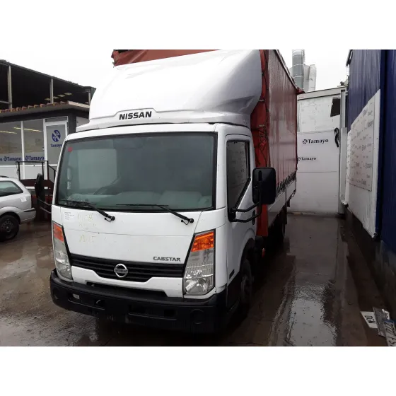 NISSAN CABSTAR ->09.06 '2007 2.5 DIESEL BLANCO//NARANJA