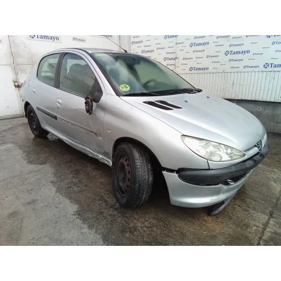 PEUGEOT 206 BERLINA '2004 1.4 PLATA