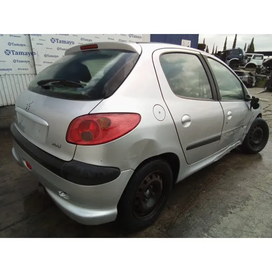PEUGEOT 206 BERLINA '2004 1.4 PLATA