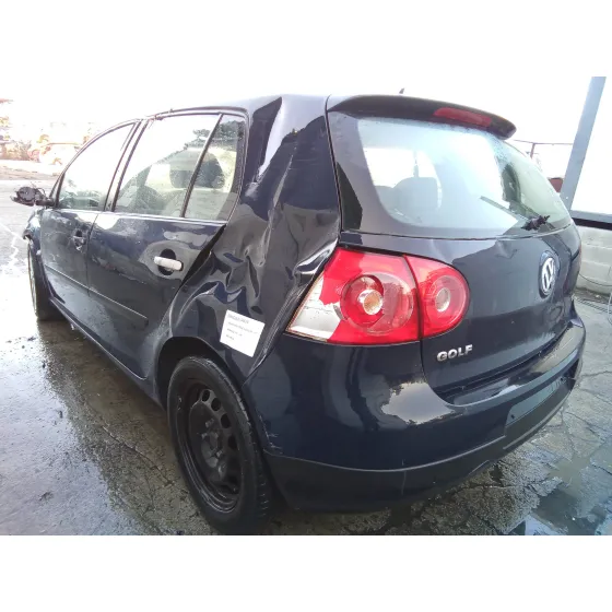 VOLKSWAGEN GOLF V BERLINA (1K1) '2006 1.9 TDI AZUL MARINO