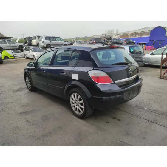 OPEL ASTRA H BERLINA '2005 * NEGRO