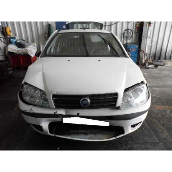FIAT PUNTO BERLINA (188) '2004 1.2 CAT BLANCO