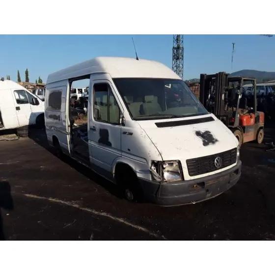 VOLKSWAGEN LT CAJA CERRADA / COMBI (MOD. 1997) '2005 2.5 TDI BLANCO
