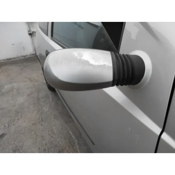 FIAT PUNTO BERLINA (188) '2004 1.2 CAT PLATA