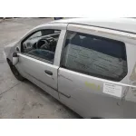FIAT PUNTO BERLINA (188) FIAT PUNTO BERLINA (188) '2004 1.2 CAT PLATA 2003