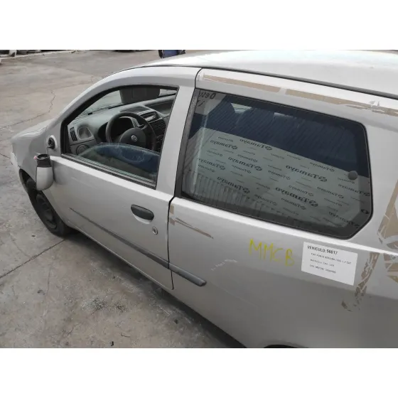 FIAT PUNTO BERLINA (188) '2004 1.2 CAT PLATA