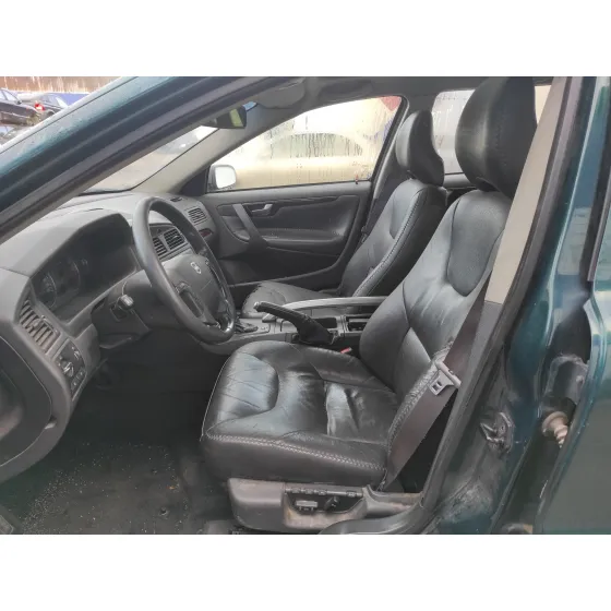 VOLVO XC70 '2003 * VERDE OSCURO