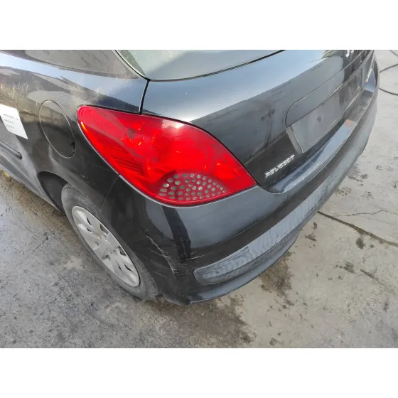 PEUGEOT 207 '2007 1.4 HDI FAP NEGRO