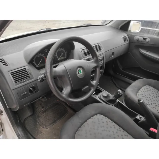 SKODA FABIA (6Y2/6Y3) '2006 1.4 TDI BLANCO