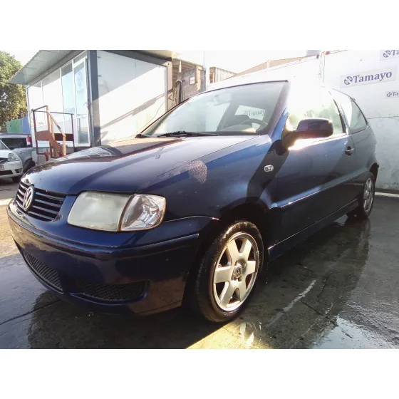 VOLKSWAGEN POLO BERLINA (6N2) '2001 1.4 16V AZUL MARINO