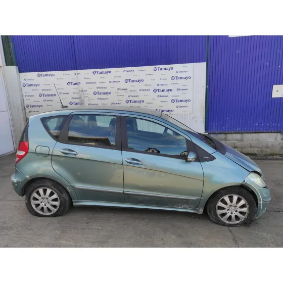 MERCEDES CLASE A (W169) '2004 2.0 CDI CAT VERDE OLIVA