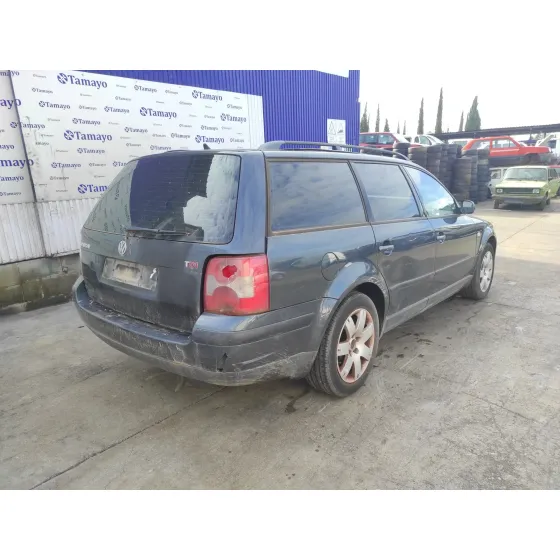 VOLKSWAGEN PASSAT VARIANT (3B6) '2003 * NEGRO