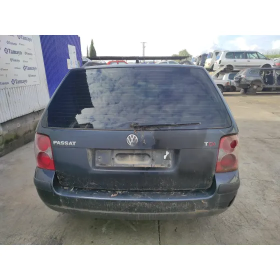 VOLKSWAGEN PASSAT VARIANT (3B6) '2003 * NEGRO
