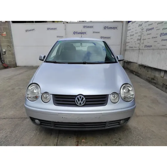 VOLKSWAGEN POLO (9N1) '2003 1.4 16V PLATA
