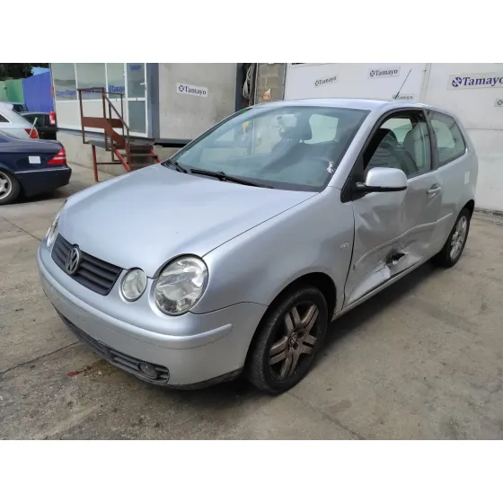 VOLKSWAGEN POLO (9N1) '2003 1.4 16V PLATA
