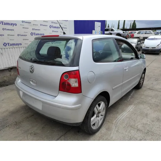 VOLKSWAGEN POLO (9N1) '2003 1.4 16V PLATA