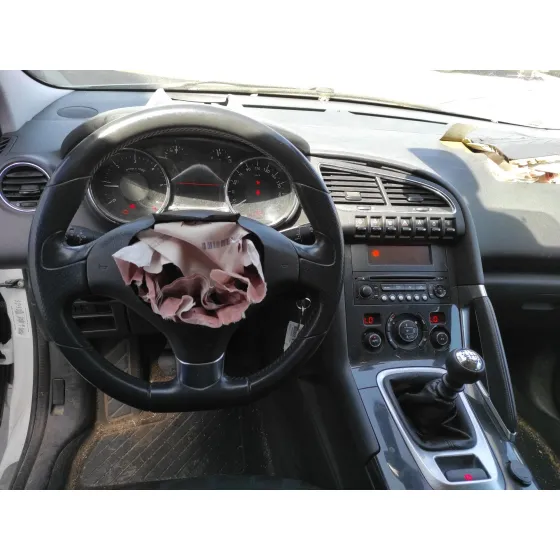 PEUGEOT 3008 '2010 1.6 HDI FAP CAT (9HZ / DV6TED4) BLANCO
