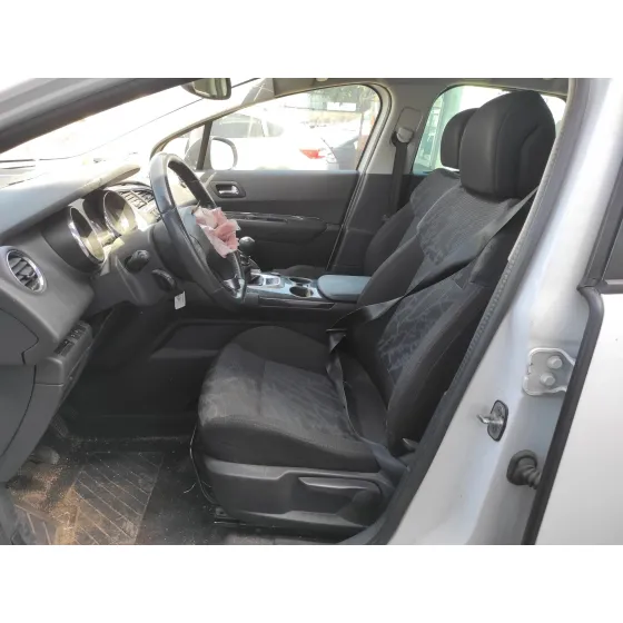 PEUGEOT 3008 '2010 1.6 HDI FAP CAT (9HZ / DV6TED4) BLANCO
