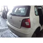 VOLKSWAGEN POLO (9N1) VOLKSWAGEN POLO (9N1) '2004 1.4 16V BLANCO 2001