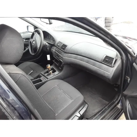BMW SERIE 3 TOURING (E46) '2005 2.0 16V DIESEL CAT AZUL MARINO