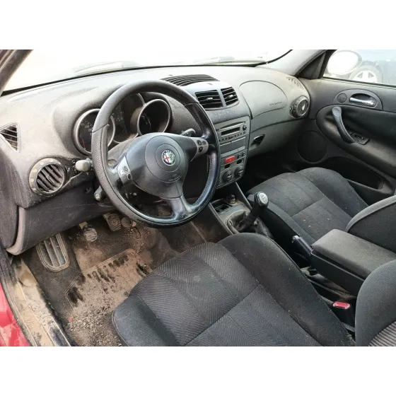 ALFA ROMEO 147 (190) '2003 * ROJO