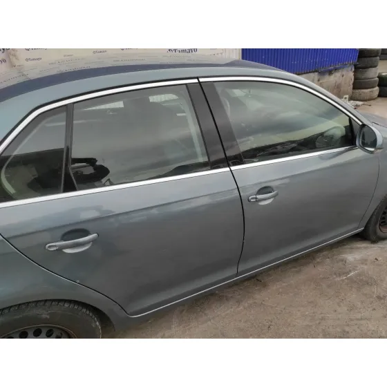 VOLKSWAGEN JETTA (1K2) '2006 1.9 TDI PLATA