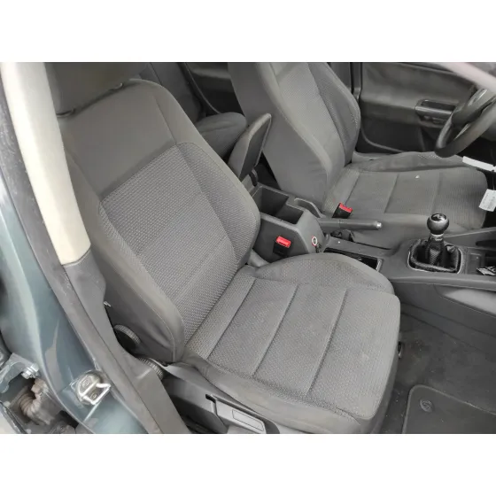 VOLKSWAGEN JETTA (1K2) '2006 1.9 TDI PLATA