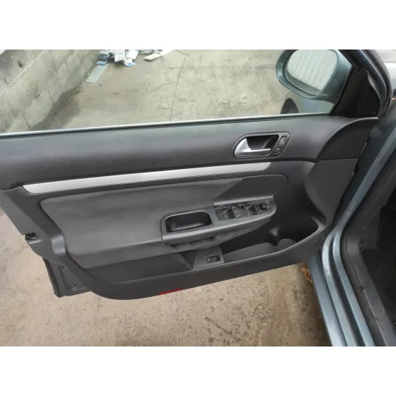 VOLKSWAGEN JETTA (1K2) '2006 1.9 TDI PLATA