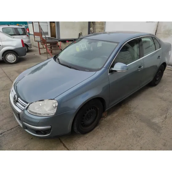 VOLKSWAGEN JETTA (1K2) '2006 1.9 TDI PLATA