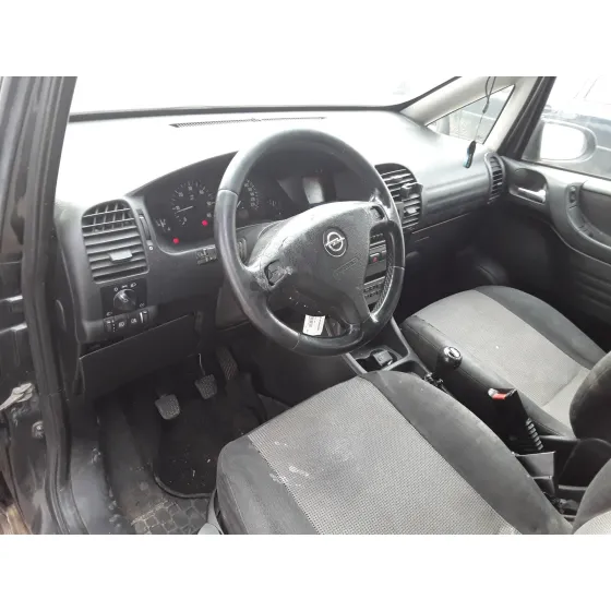 OPEL ZAFIRA A '2005 * NEGRO