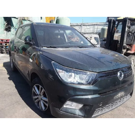 SSANGYONG TIVOLI '2017 PREMIUM 4X2 NEGRO