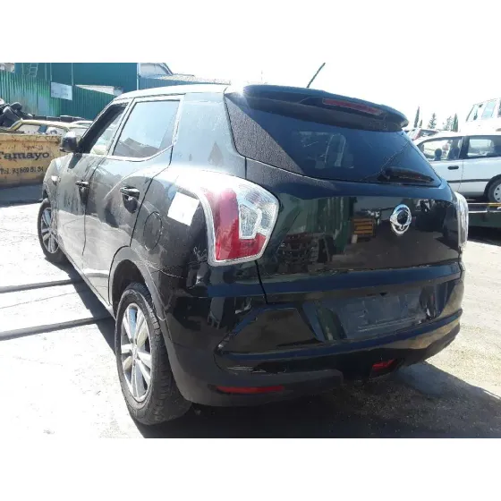 SSANGYONG TIVOLI '2017 PREMIUM 4X2 NEGRO