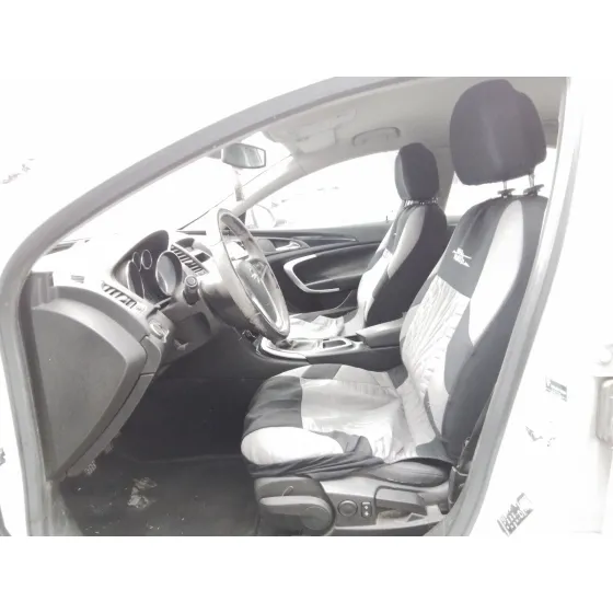 Opel INSIGNIA A (G09) 2008