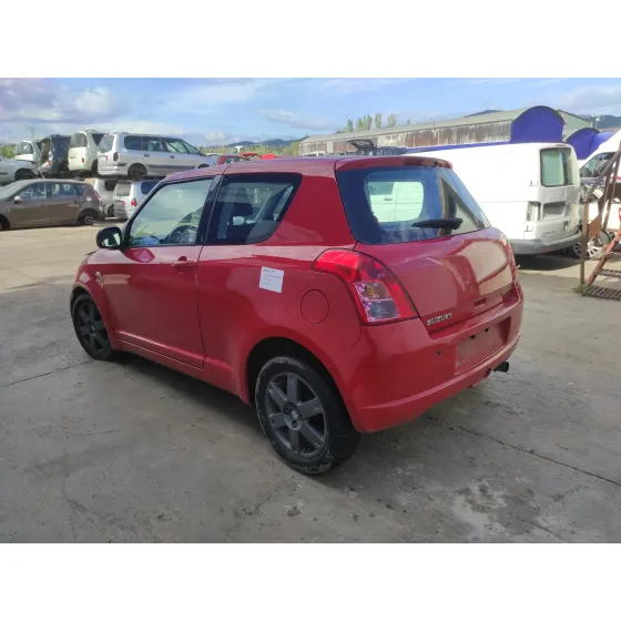 SUZUKI SWIFT BERLINA (MZ) '2009 * ROJO