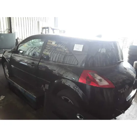 RENAULT MEGANE II BERLINA 3P '2004 EXTREME NEGRO