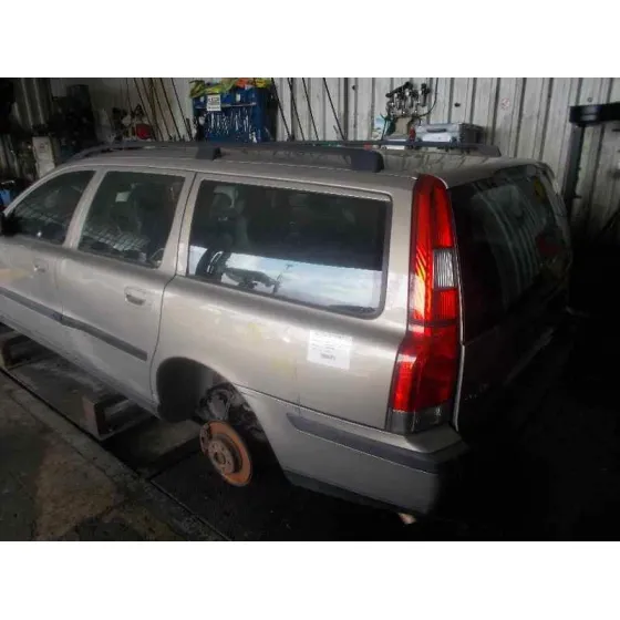 VOLVO V70 FAMILIAR '2002 2.4 20V TURBO CAT GRIS
